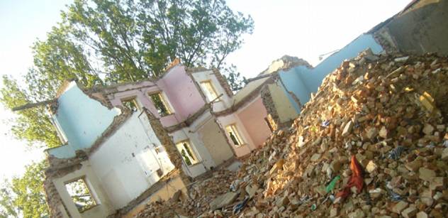 Klíčový dům v romském ghettu padne do 14 dnů. Kam s obyvateli?